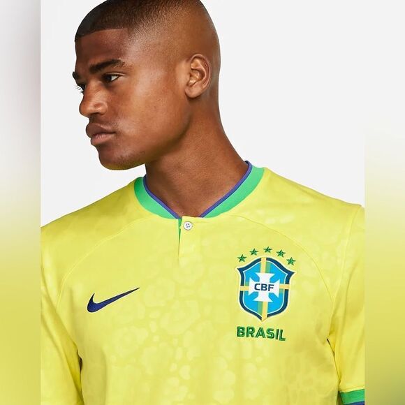 Nike Brazil 2022/23 Stadium Home Soccer Jersey - Picture 3 of 11